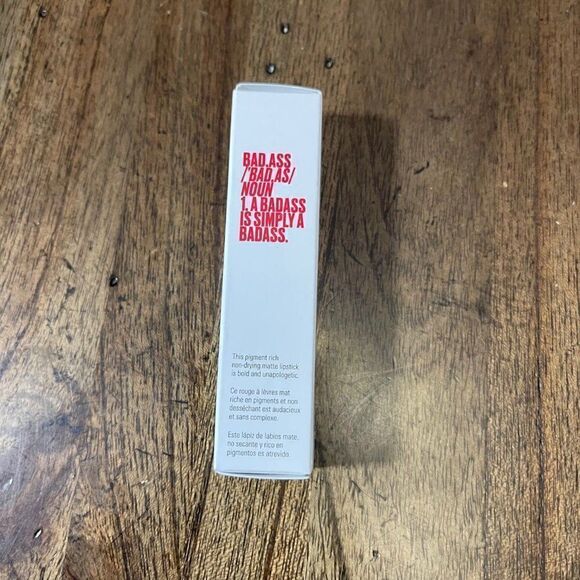 UOMA Matte Lipstick - Tracy - Picture 5 of 6